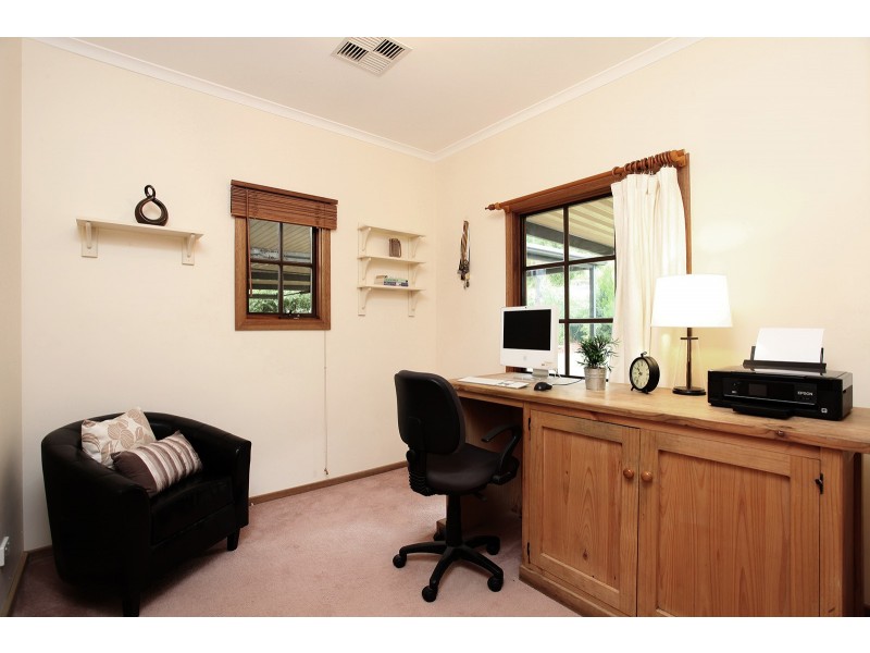 17 Wangary Terrace, Seaview Downs SA 5049