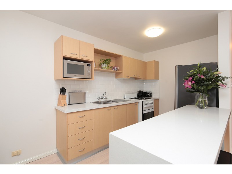 2/61 Park Road, Wooloowin QLD 4030