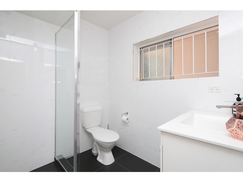 2/61 Park Road, Wooloowin QLD 4030