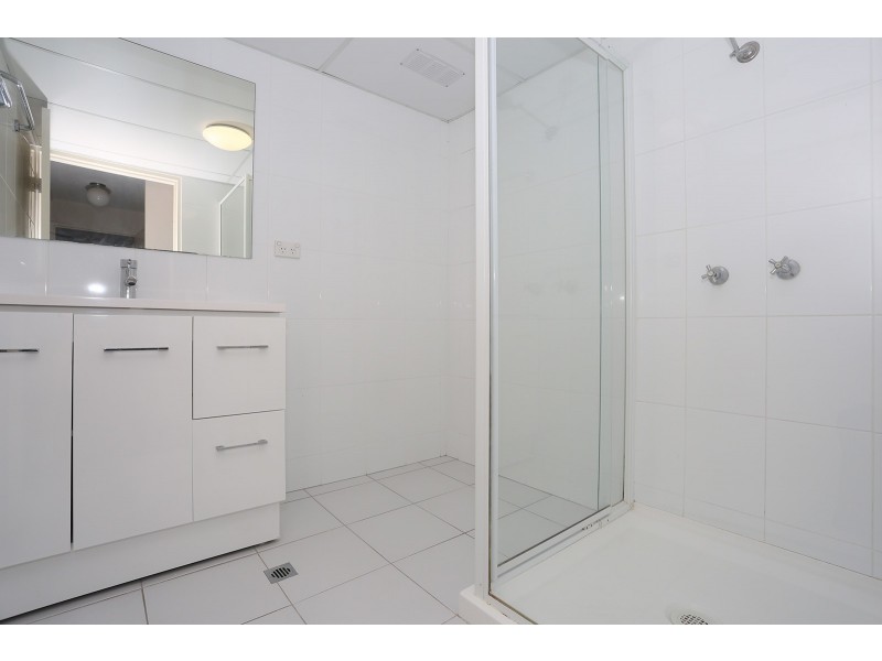 3/10 Duet Drive, Mermaid Waters QLD 4218