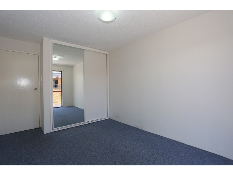 3/10 Duet Drive, Mermaid Waters QLD 4218