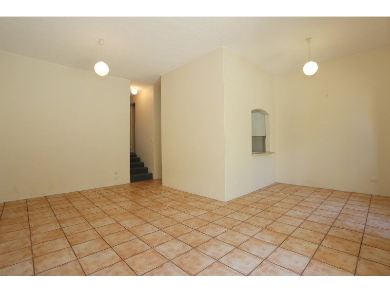 3/10 Duet Drive, Mermaid Waters QLD 4218