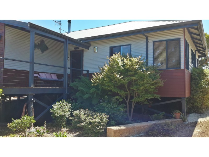 7B Marlow Road, Ocean Beach WA 6333