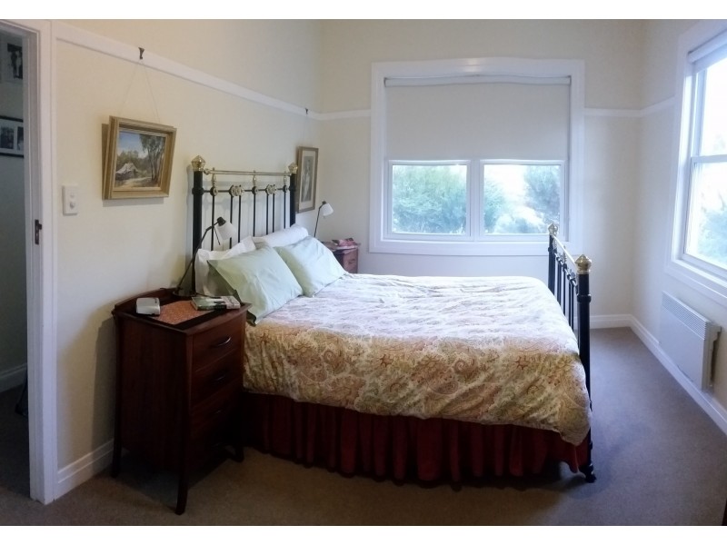 12 Sheehan Street, Castlemaine VIC 3450