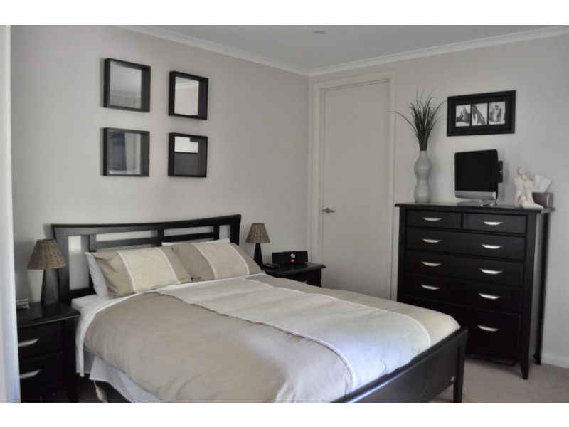 36 Waterview Drive, White Hills VIC 3550