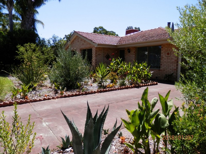 18 Wendowie Place, Serpentine WA 6125