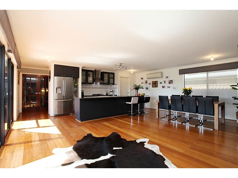 26 Januk Turn, South Guildford WA 6055