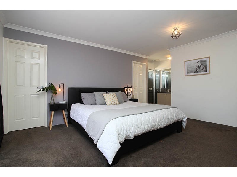 26 Januk Turn, South Guildford WA 6055