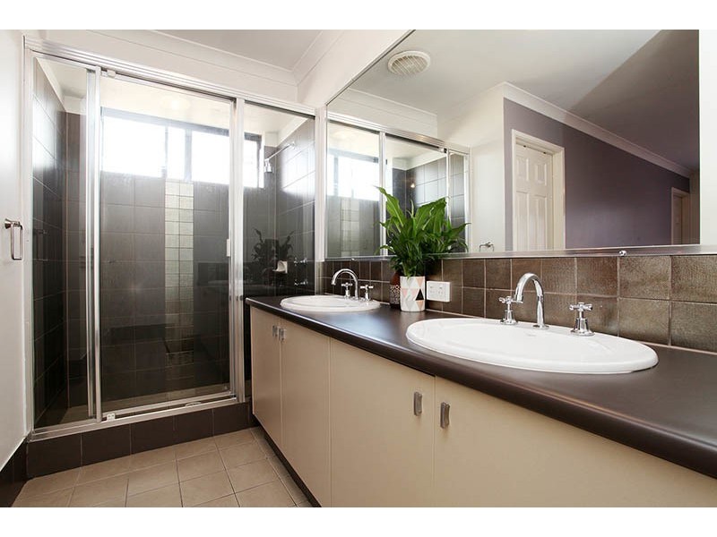 26 Januk Turn, South Guildford WA 6055