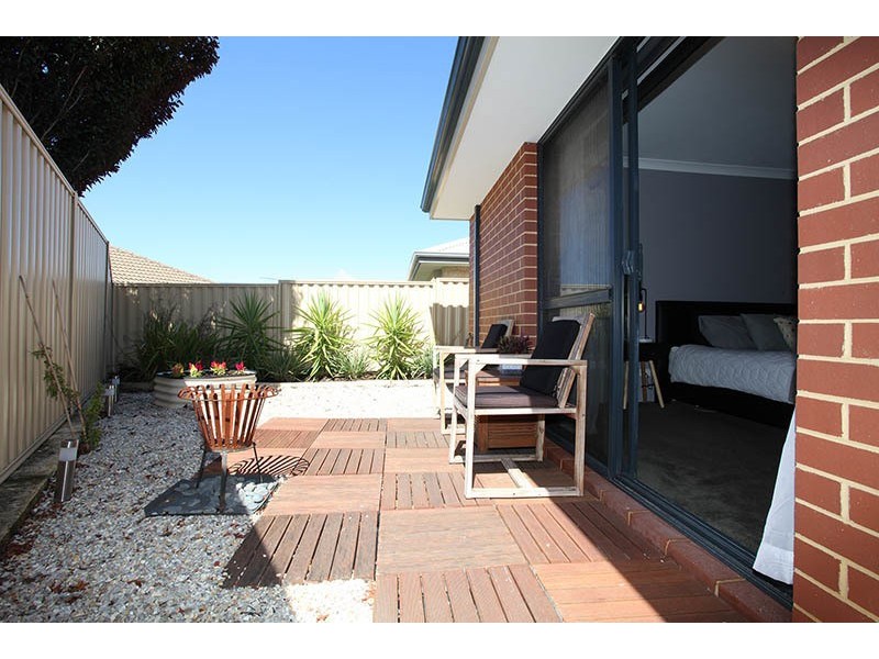 26 Januk Turn, South Guildford WA 6055