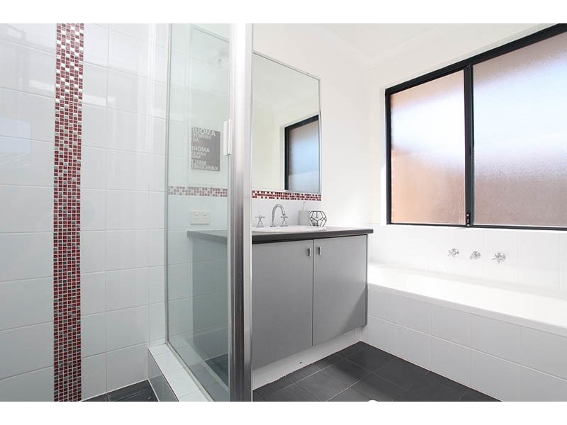 26 Januk Turn, South Guildford WA 6055