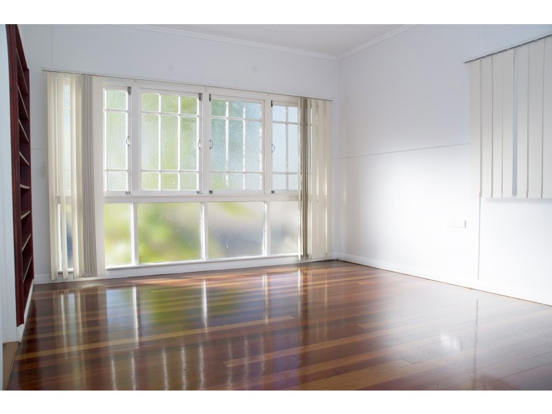 90 Russell St, Maryborough QLD 4650