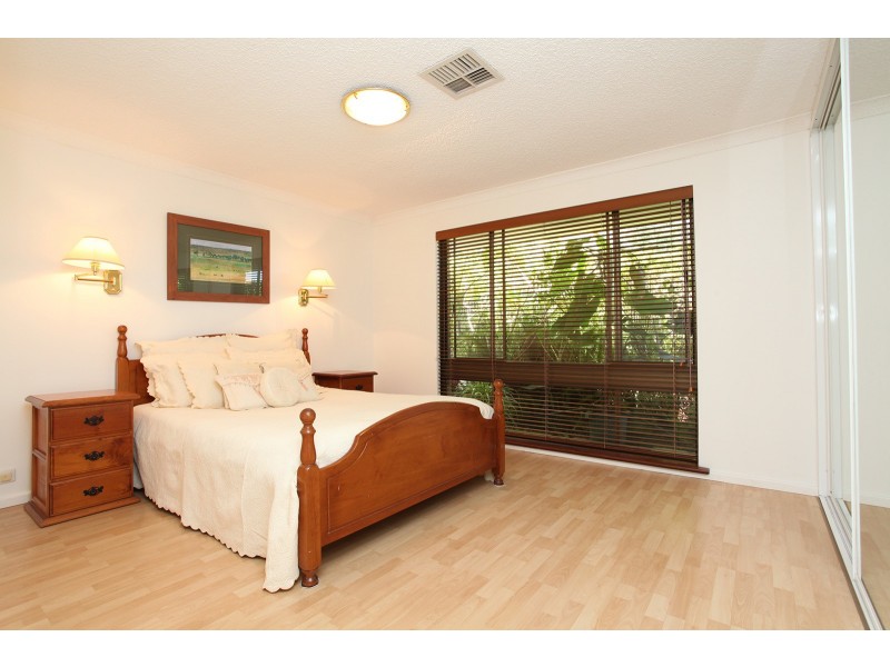 14 Lakeview Place, Bibra Lake WA 6163