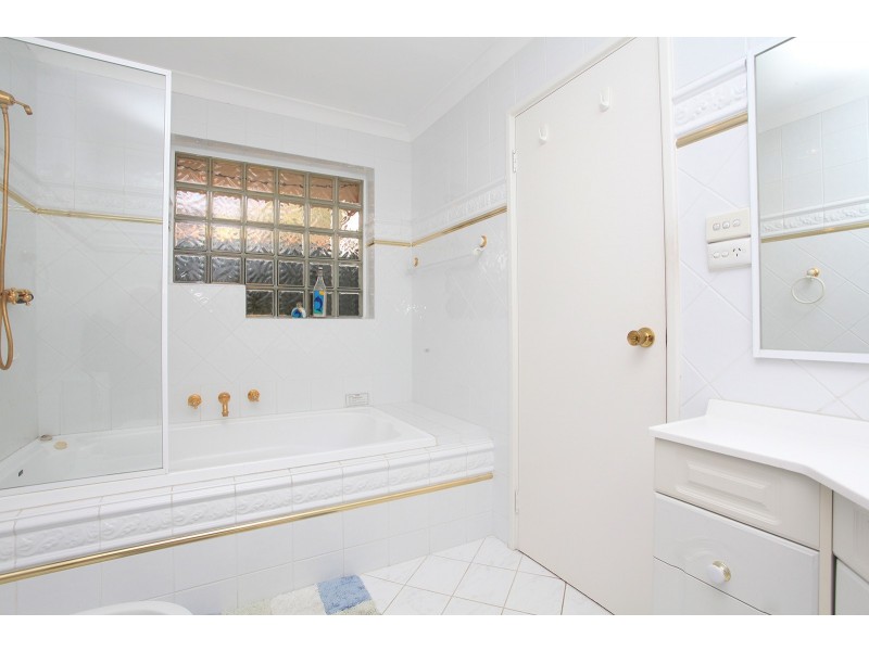 14 Lakeview Place, Bibra Lake WA 6163