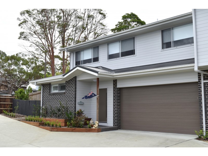 1/11 White St, East Gosford NSW 2250