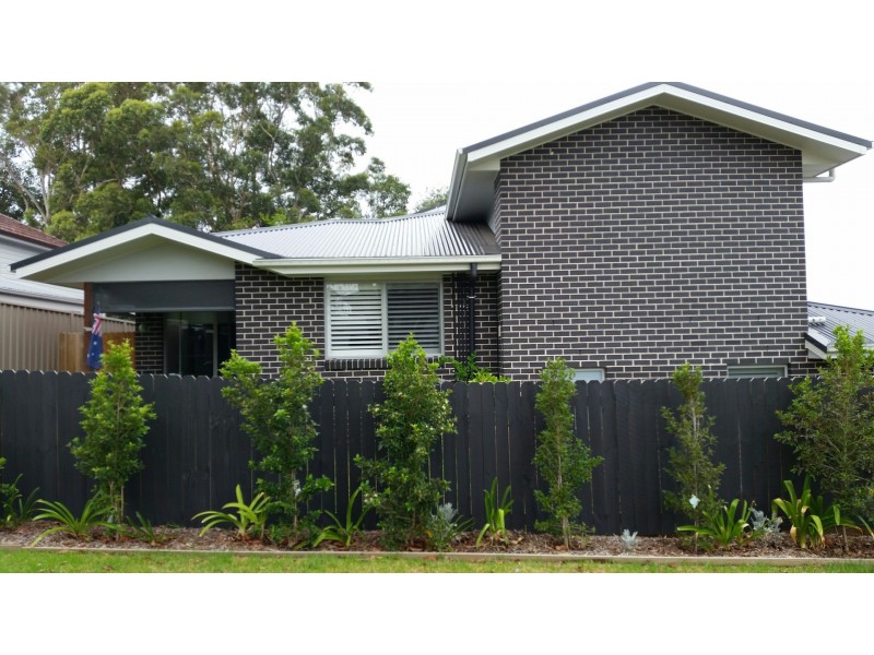 1/11 White St, East Gosford NSW 2250