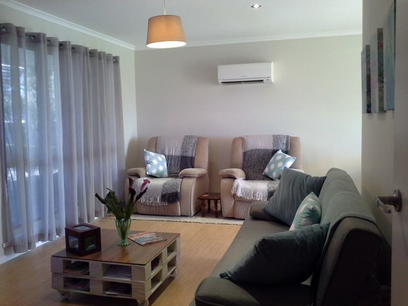 13 Gordon Street, Heyfield VIC 3858