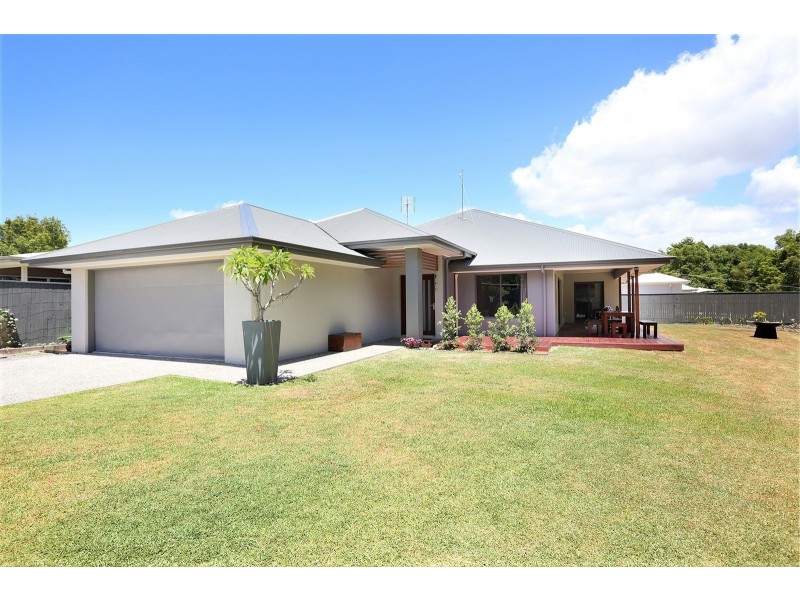10 Honey Myrtle Road, Noosa Heads QLD 4567