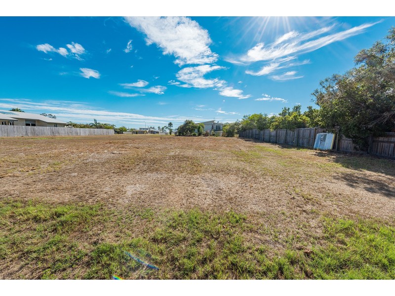 20 First Avenue, Woodgate QLD 4660