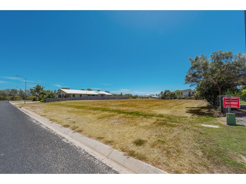 20 First Avenue, Woodgate QLD 4660