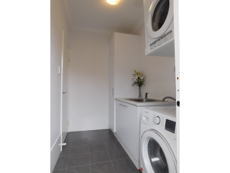 13B State Street, Victoria Park WA 6100