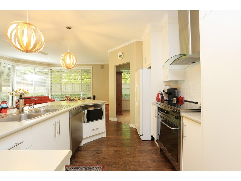 13 Yattarna Cres, Nuriootpa SA 5355