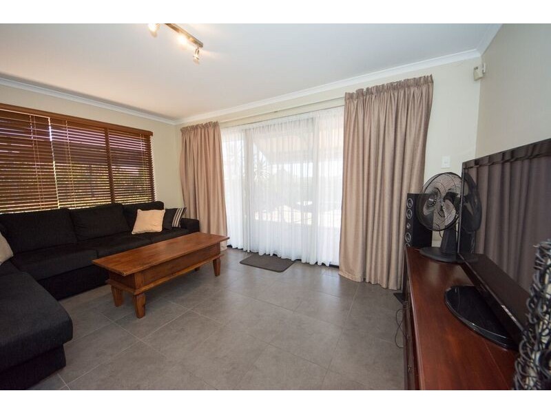 23 Glen Ross Chase, Jane Brook WA 6056