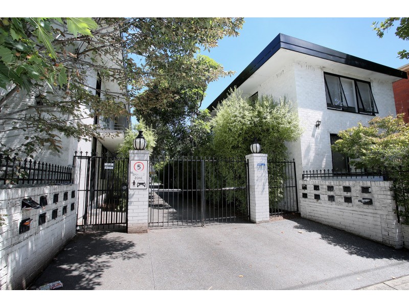 11/13 Crimea Street, St Kilda VIC 3182