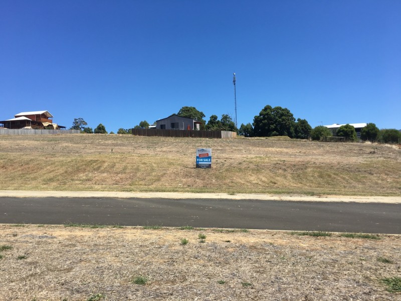 14 Diggers Green, Nannup WA 6275