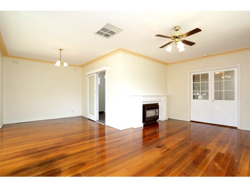 27 Glenifer Avenue, Scoresby VIC 3179