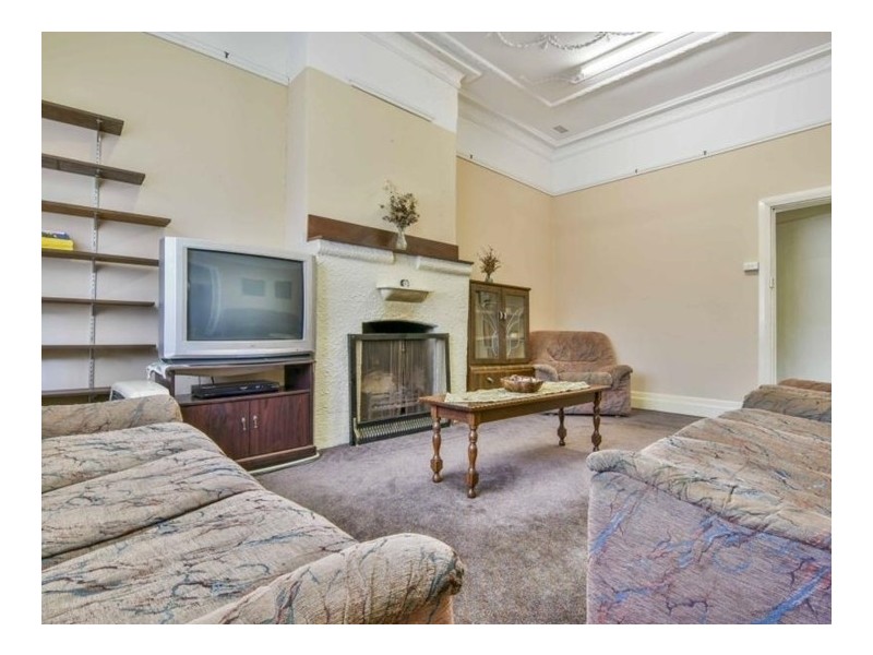 241 Ninth Avenue, Inglewood WA 6052