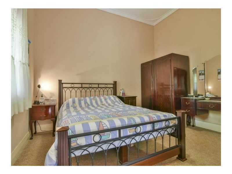 241 Ninth Avenue, Inglewood WA 6052