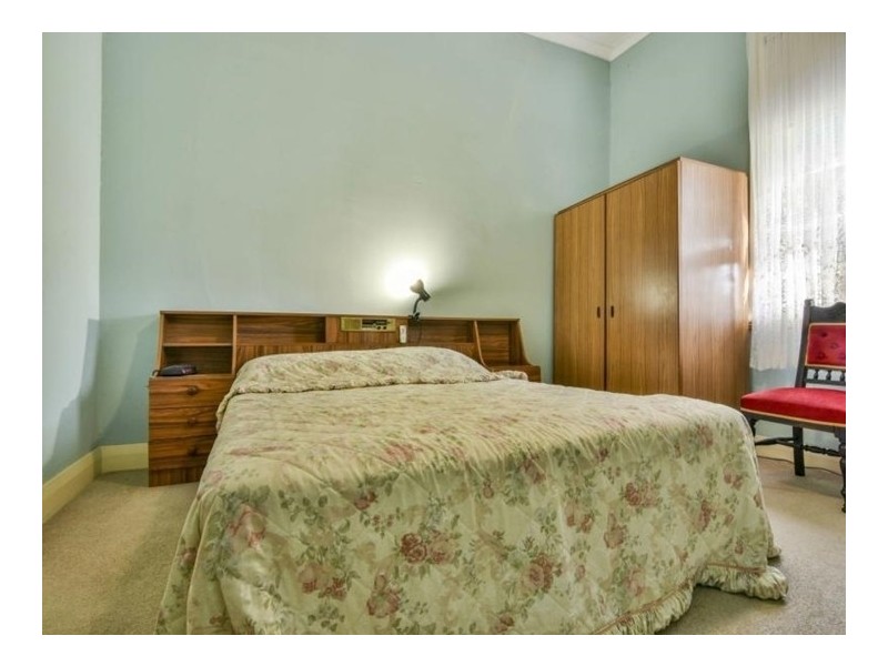 241 Ninth Avenue, Inglewood WA 6052