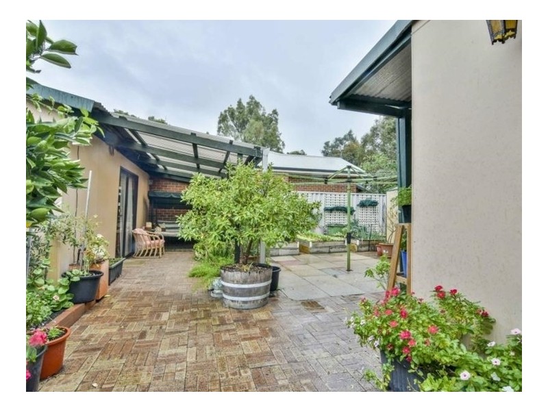 241 Ninth Avenue, Inglewood WA 6052