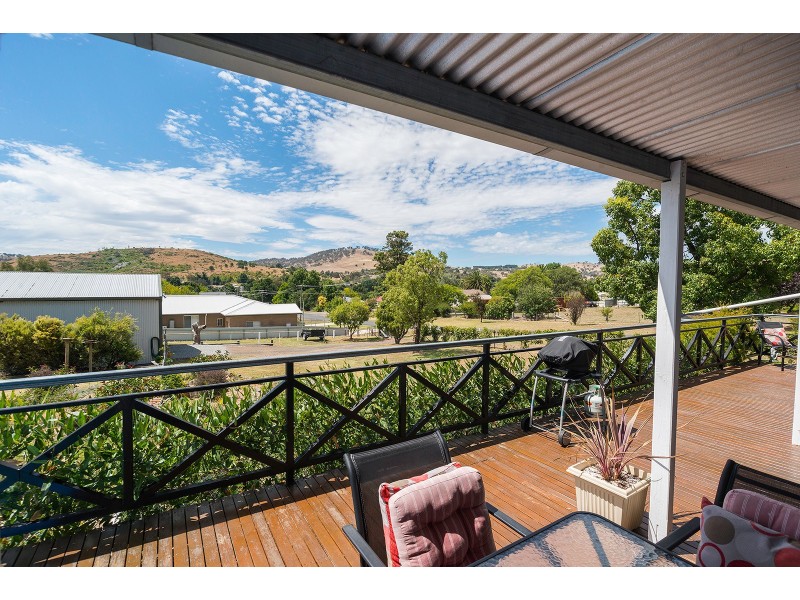 22-24 Havelock Street, Adelong NSW 2729