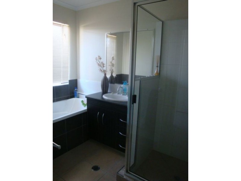 5 Eros Court, Ooralea QLD 4740