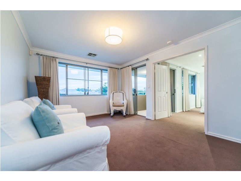 42 Veronica Parkway, Stirling WA 6021