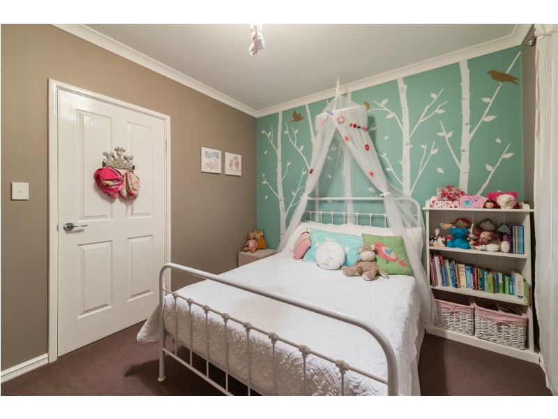 42 Veronica Parkway, Stirling WA 6021