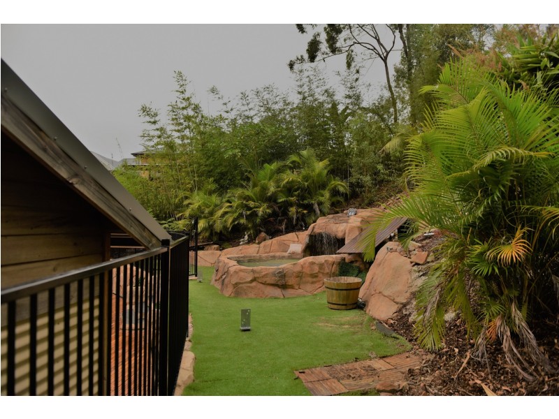 26 Grove Creek Close, Reedy Creek QLD 4227