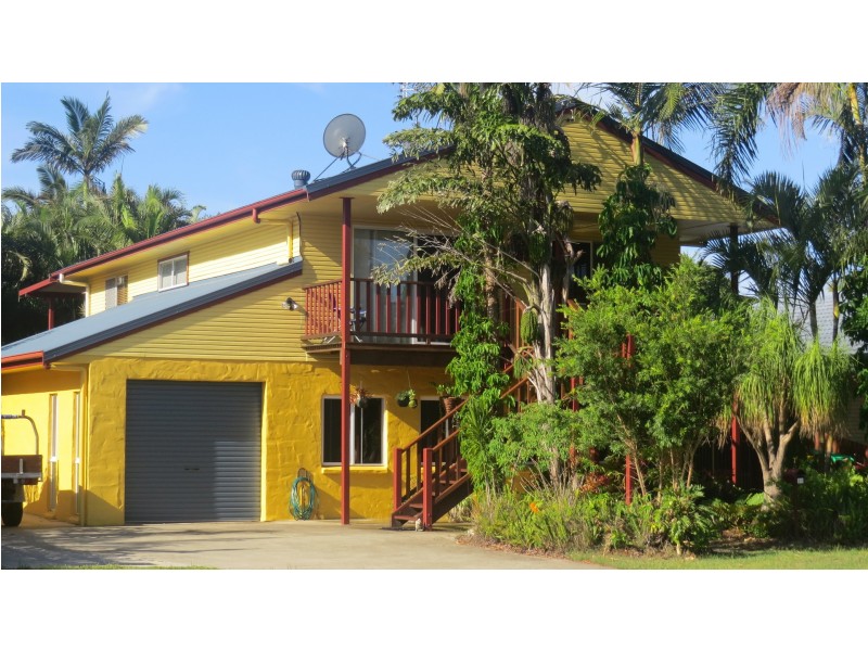 11 Rosewood Avenue, Cabarita Beach NSW 2488