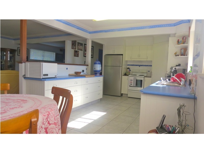 11 Rosewood Avenue, Cabarita Beach NSW 2488