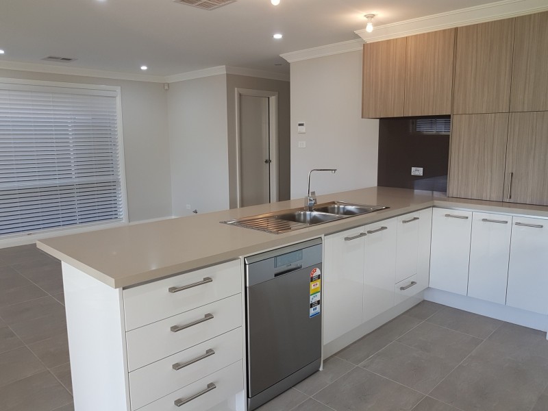 14 Penstock Street, Denham Court NSW 2565