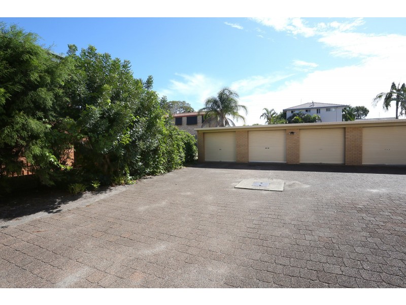 2/458 Marine Parade, Biggera Waters QLD 4216