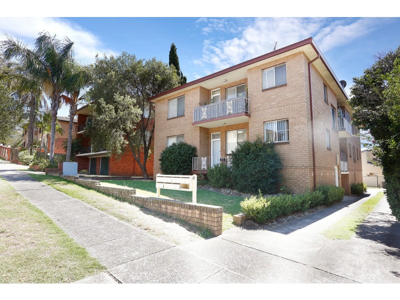 2/4 Rossi Street, South Hurstville NSW 2221