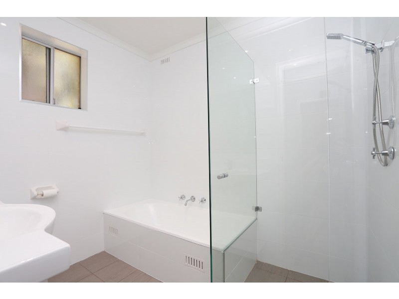 2/4 Rossi Street, South Hurstville NSW 2221