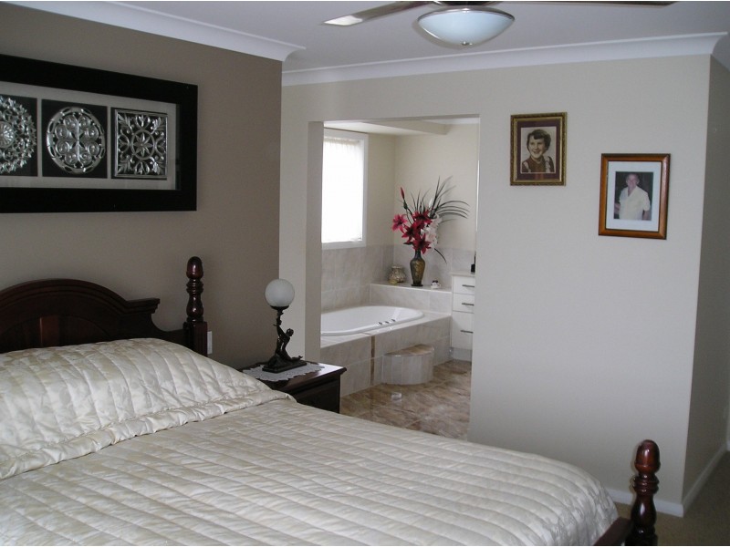 8 MADDEN PLACE, Cumbalum NSW 2478