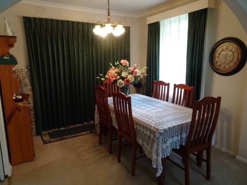 9 Doynton Parade, Mount Waverley VIC 3149