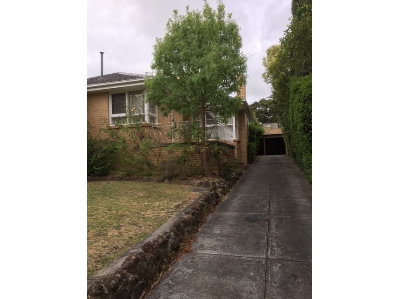 9 Doynton Parade, Mount Waverley VIC 3149