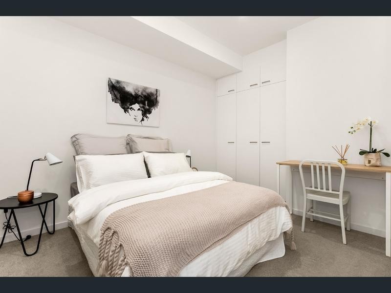 8/356 Barkly Street, Elwood VIC 3184