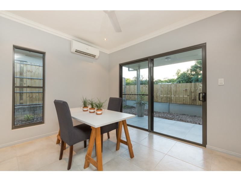 2/11 Palm Avenue, Coconuts QLD 4860